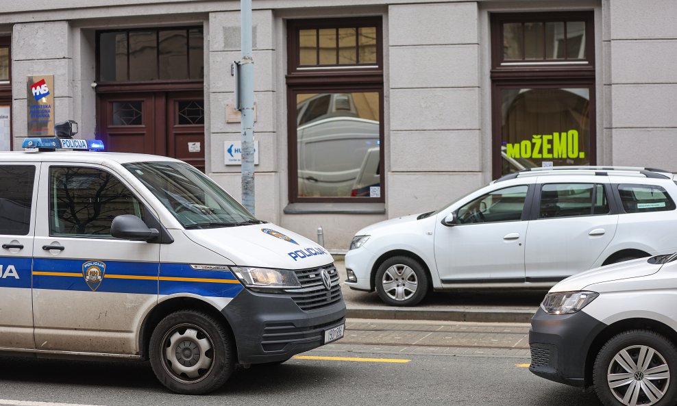 Dojava o bombi u središnjici Možemo