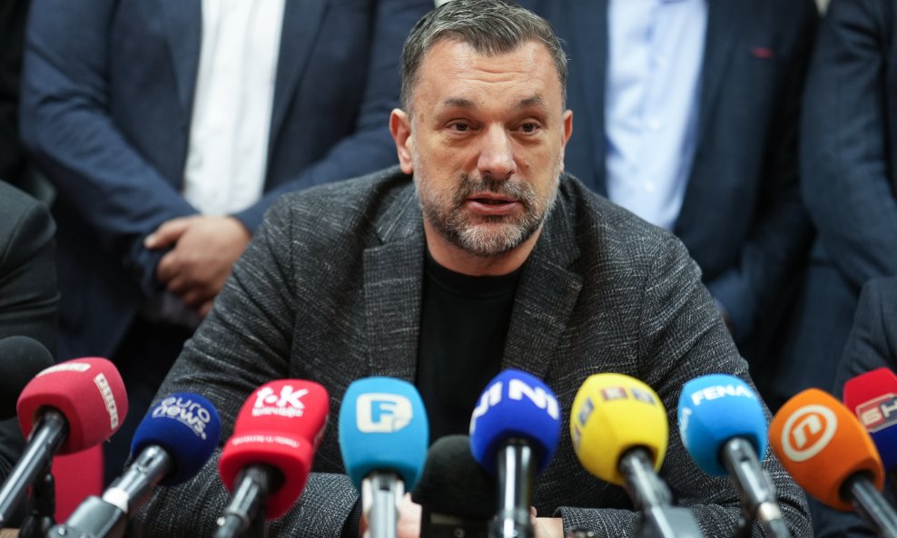 Elmedin Konaković