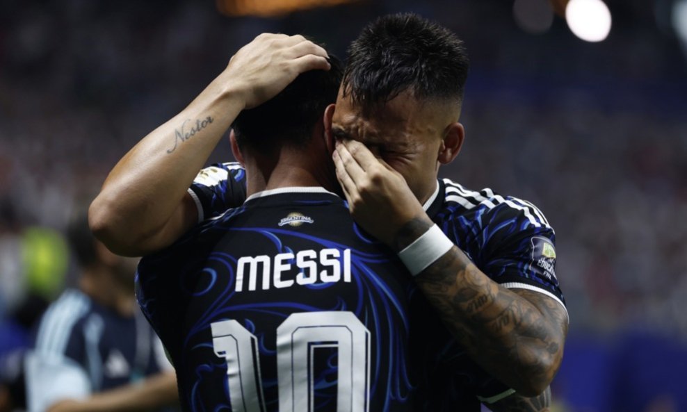 Lautaro Martinez i Leo Messi Argentina