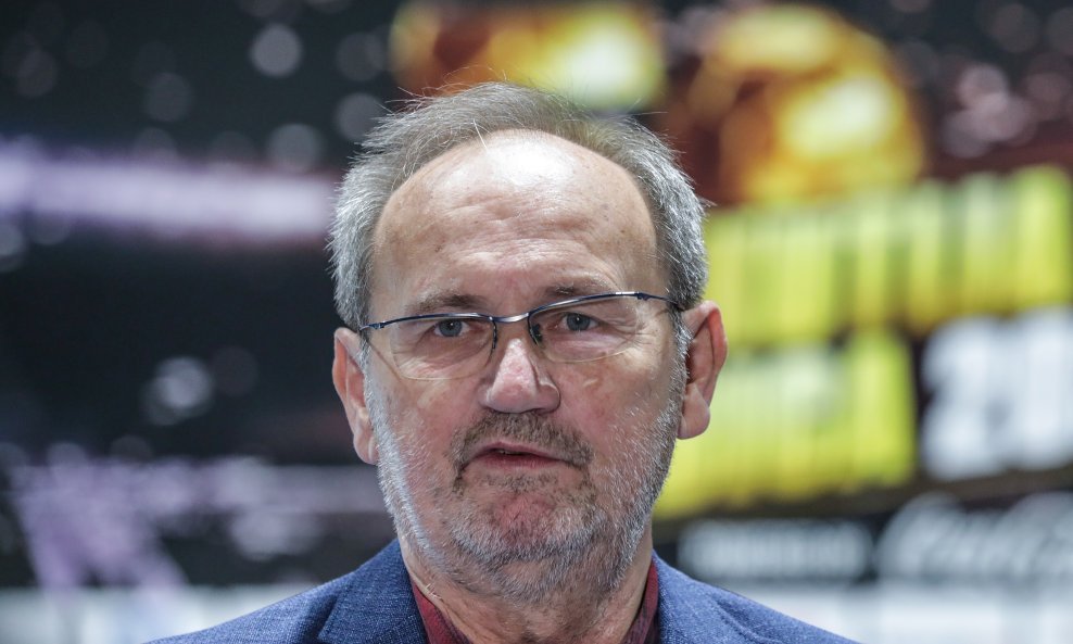 Anton Samovojska