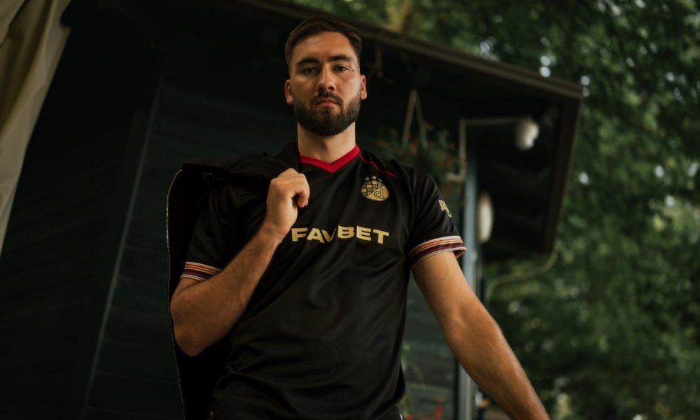 Dinamo novi dres