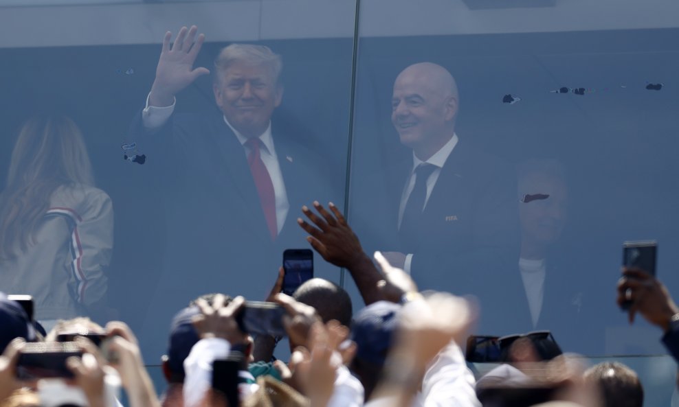 Donald Trump i Gianni Infantino