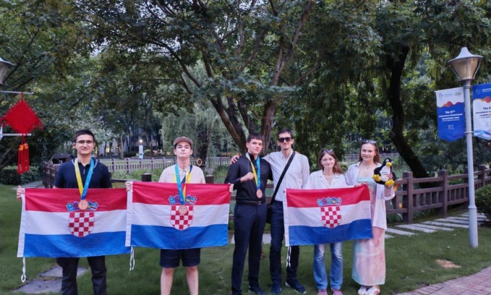 Hrvatski učenici osvojili tri bronce na matematičkoj olimpijadi u Šangaju