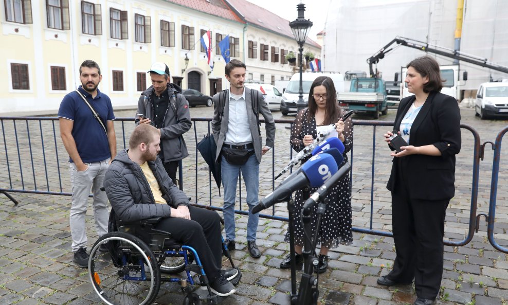 Regionalni industrijski sindikat o osobnim asistentima