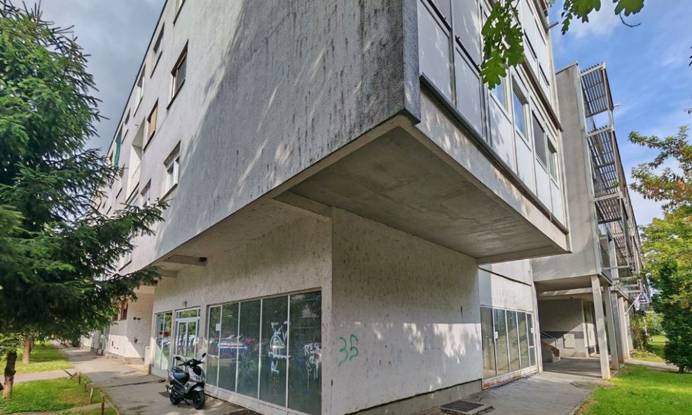 Poslovni prostori u Slavonskom Brodu