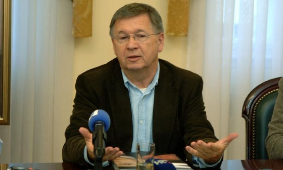 Zvonko Maković