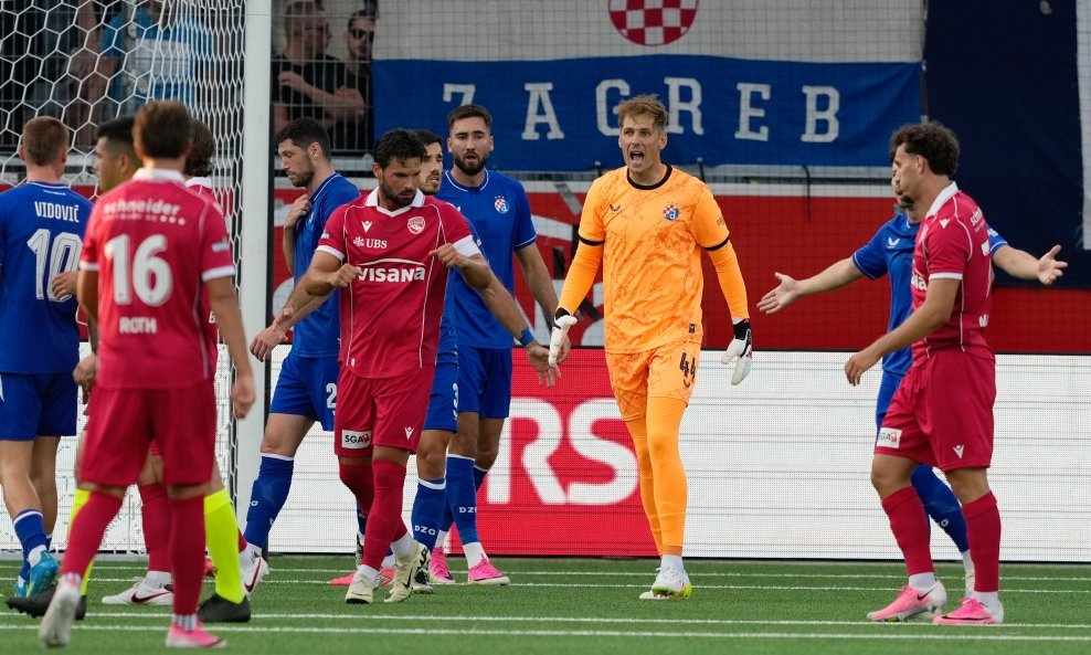 Dinamo - Thun