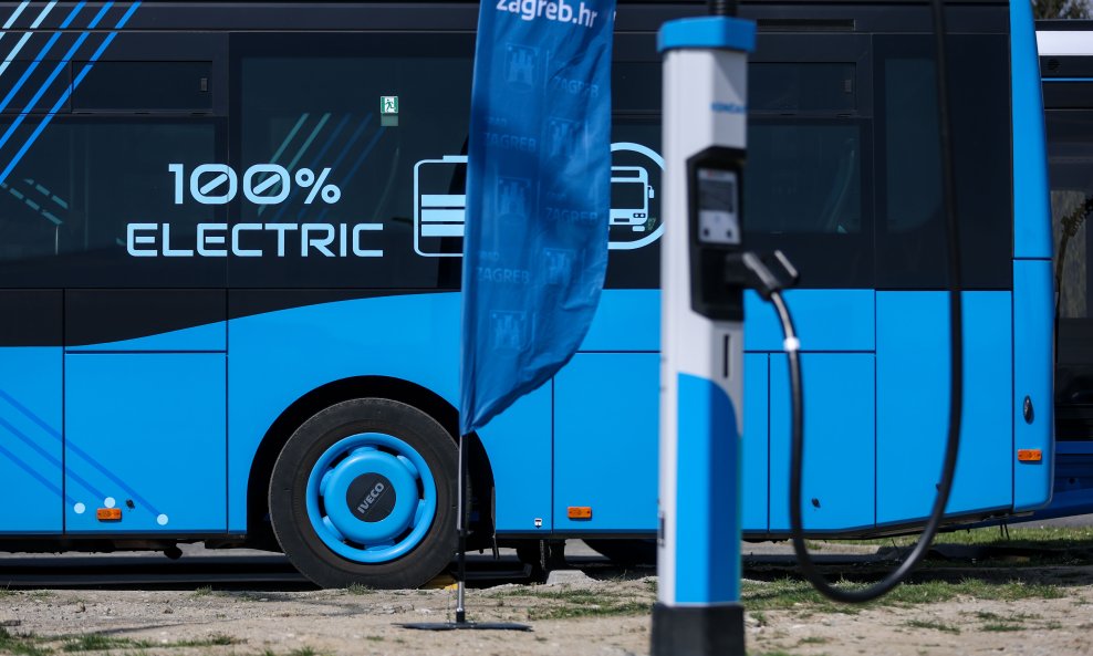 Električni autobusi