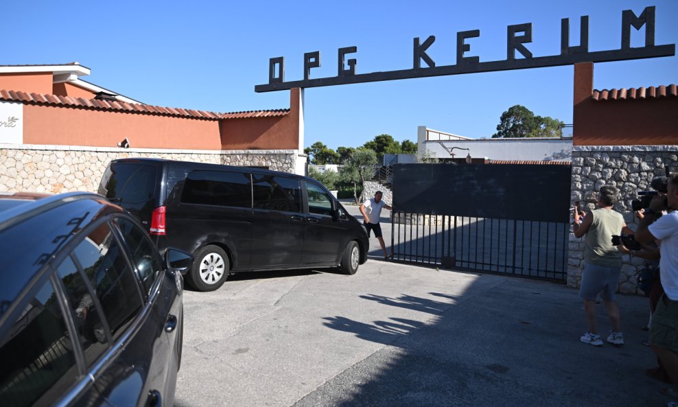 Istražitelji dovode Željka Keruma u konobu Pršut