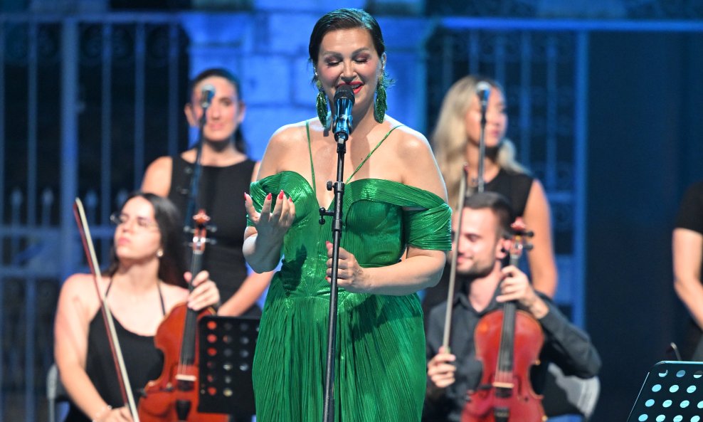 Koncet Nine Badrić i Ante Gele