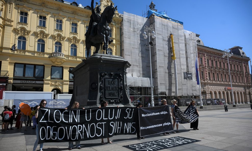 Antiratna akcija povodom 31. obljetnice Oluje na Jelačiću u Zagrebu