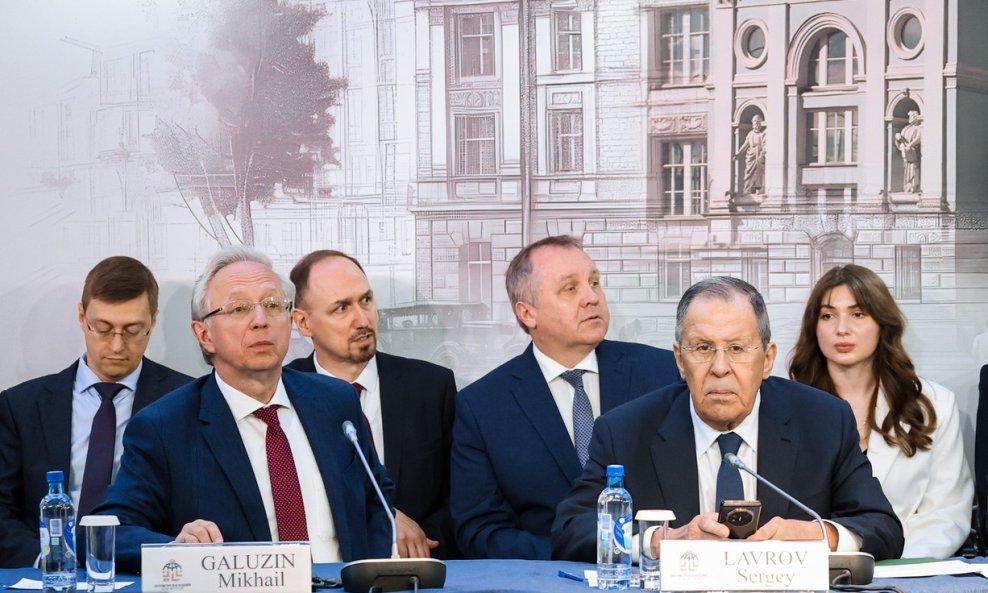 Mihail Galužin i Sergej Lavrov