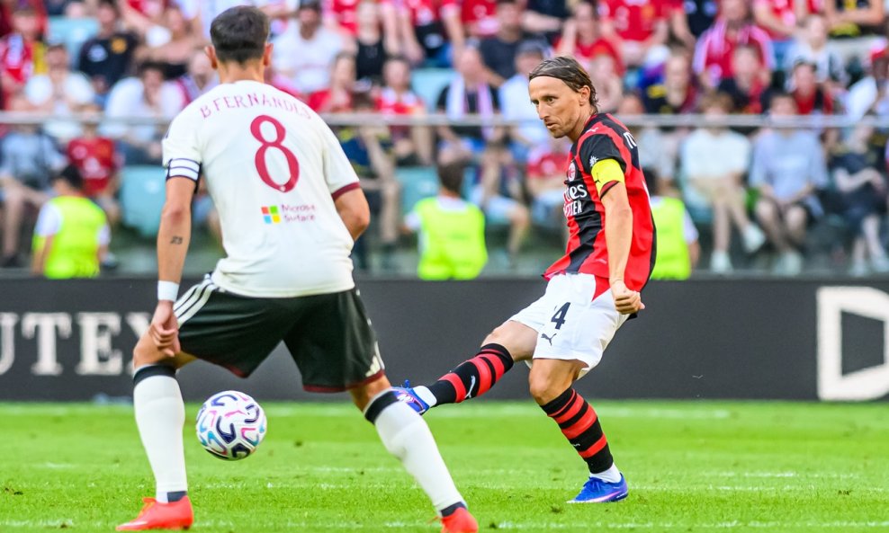 Luka Modrić vs. Bruno Fernandes