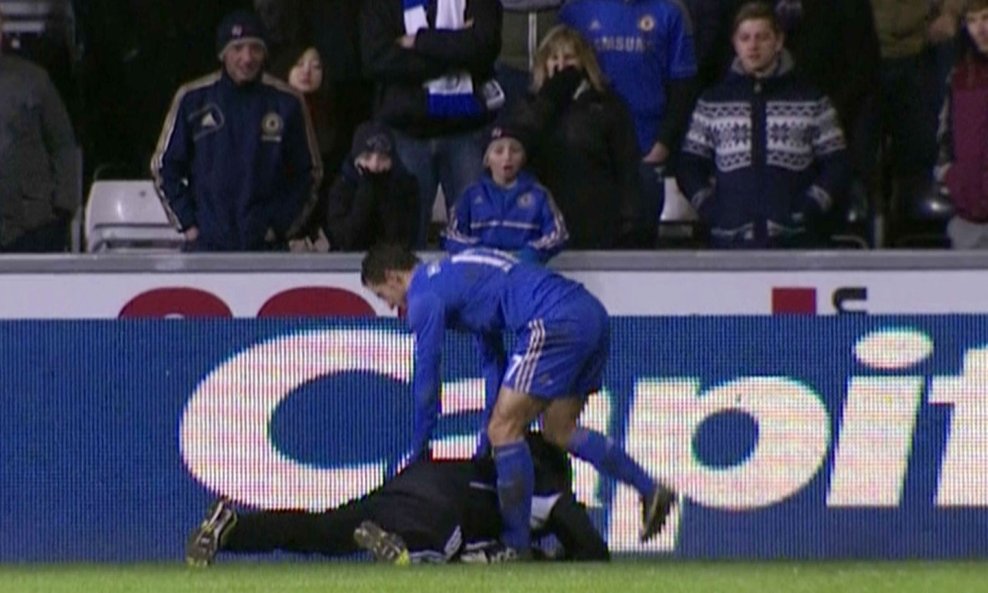 Hazard udara dječaka