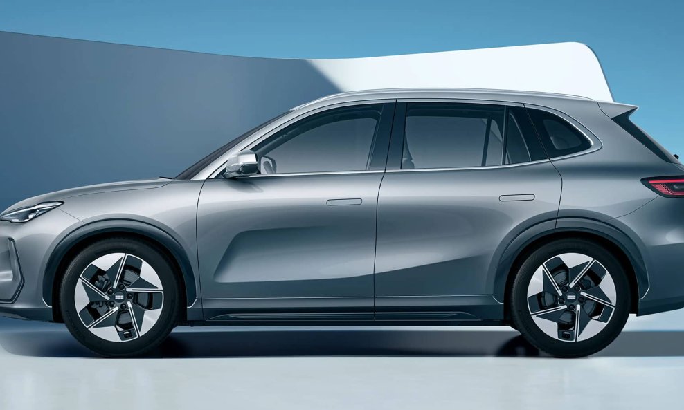 Geely EX5