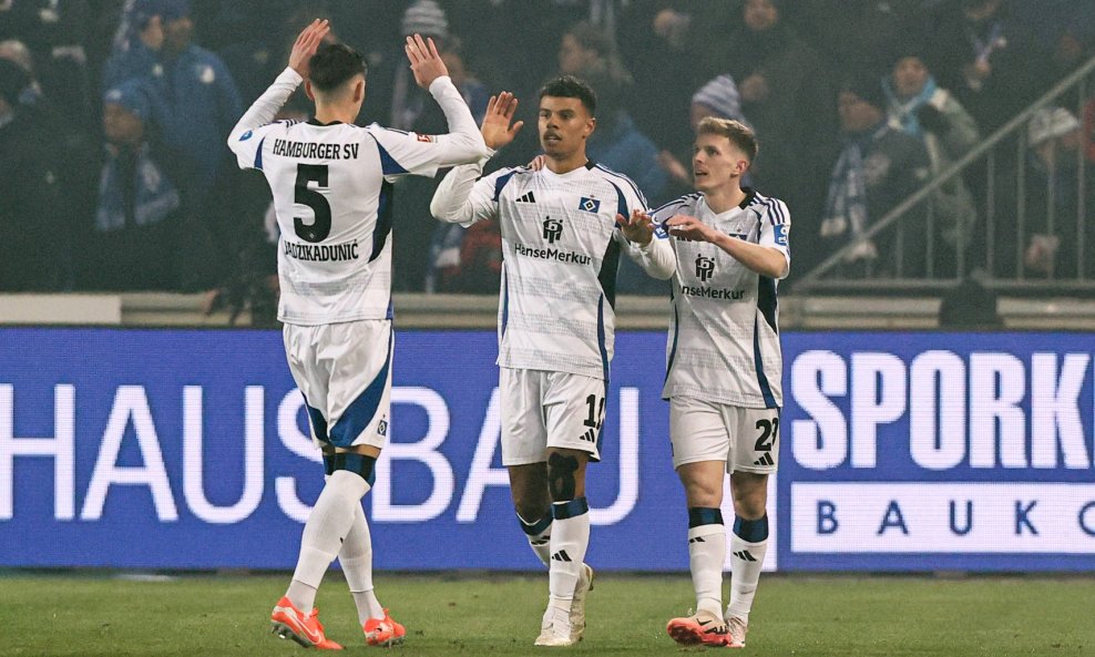 Hadžikadunić i Sahiti u HSV-u