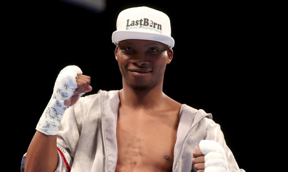 Zolani Tete