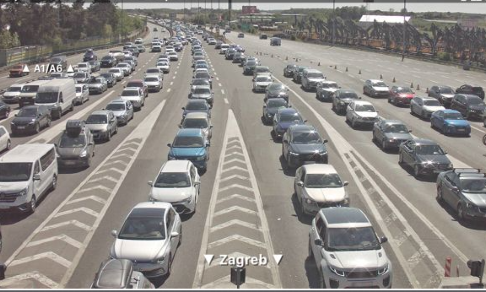 Situacija na Lučkom