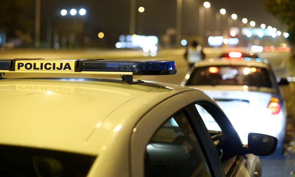 Kontrola policije (ilustracija)