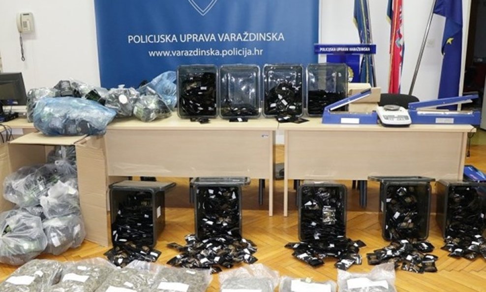 Varaždinska policija oduzela konoplju pronađenu u prostorijama trgovine