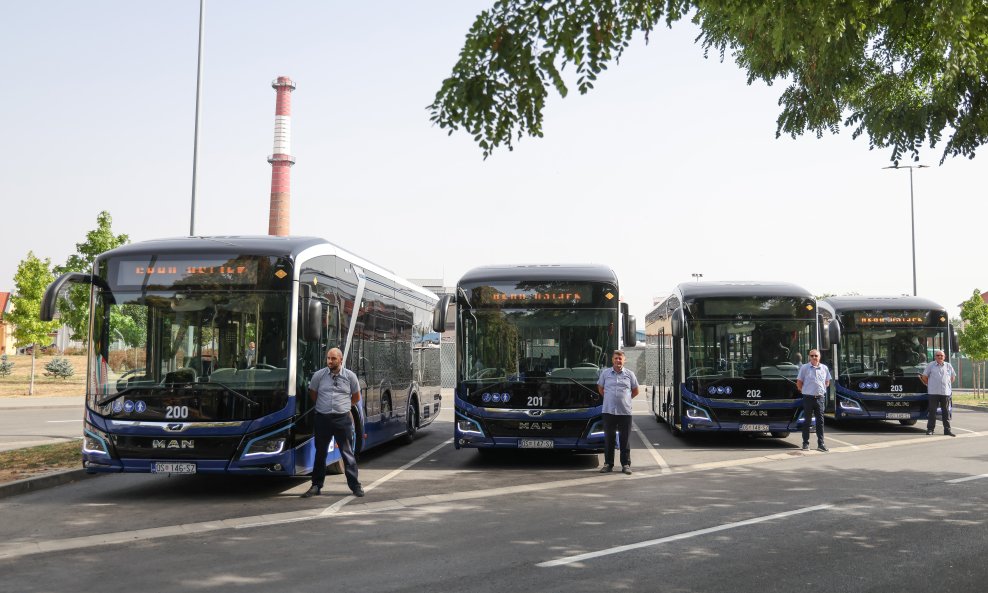 Električni niskopodni busevi u Osijek
