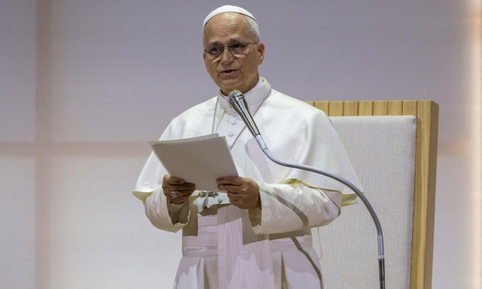 Papa Lav XIV.