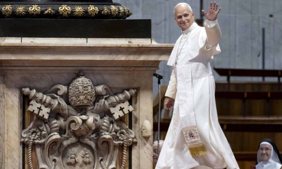 Papa Lav XIV.