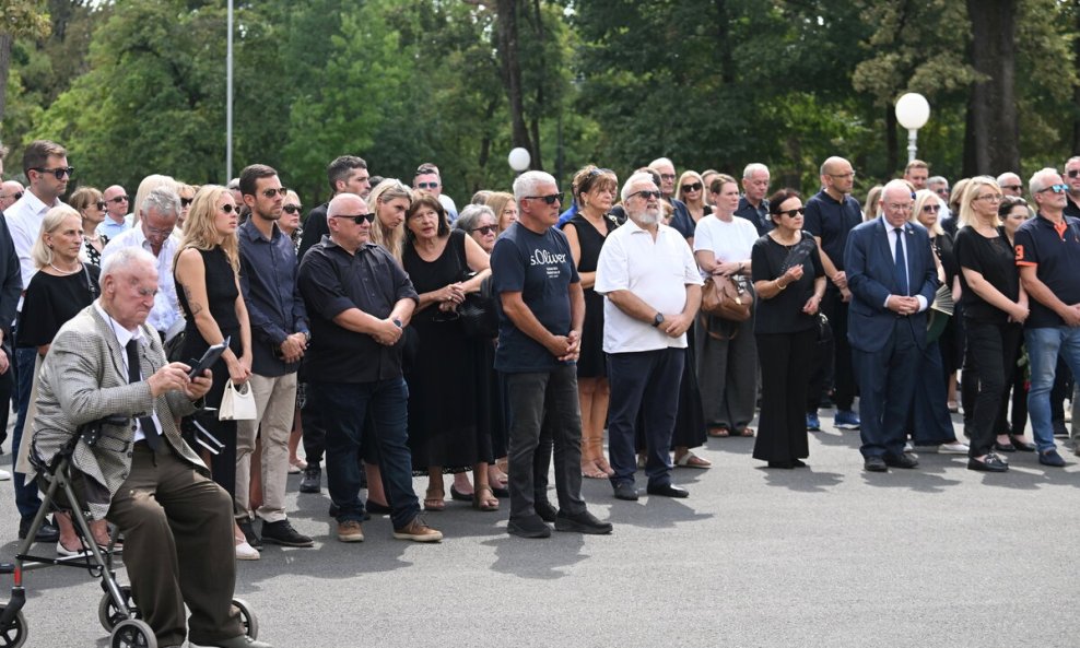 Posljednji pozdrav od Ksenije Urličić na Mirogoju