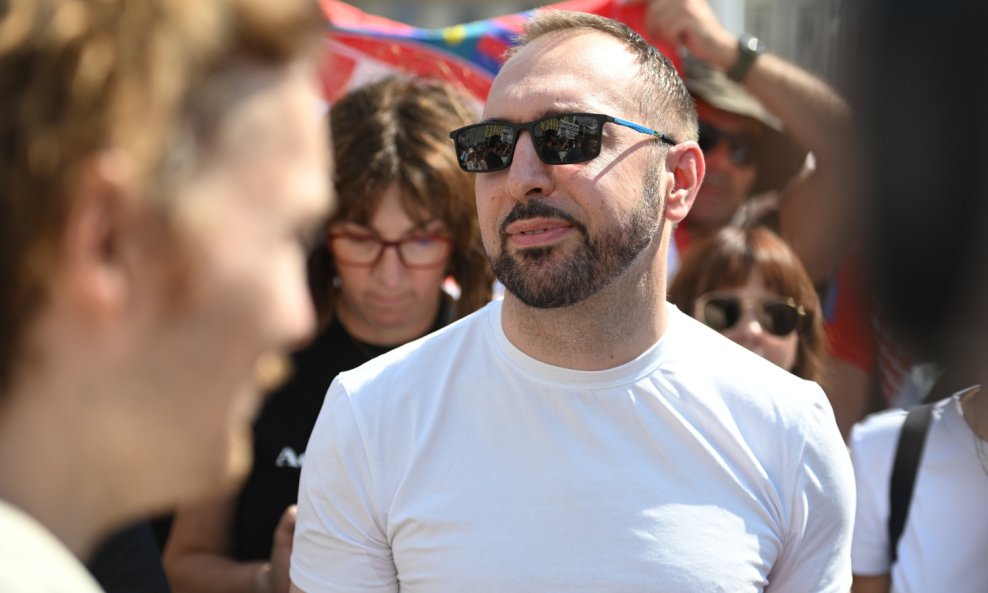 Tomislav Tomašević na prosvjedu 'Hodaj za Liku, hodaj za Hrvatsku'
