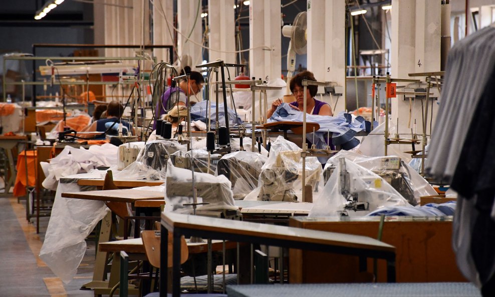 Radnice tekstilne industrije Orljava u Požegi (ilustracija)