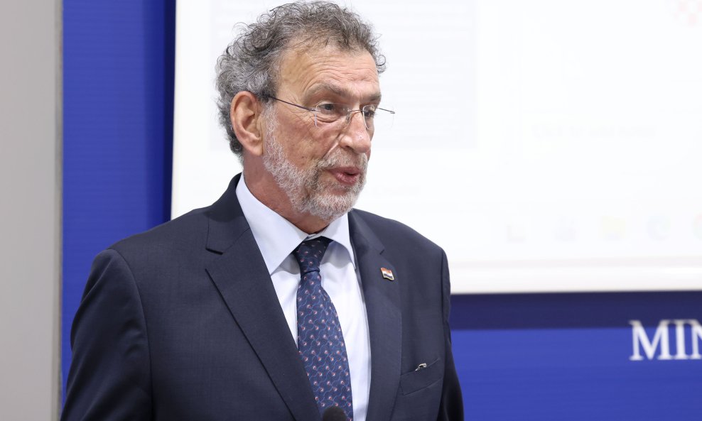 Radovan Fuchs