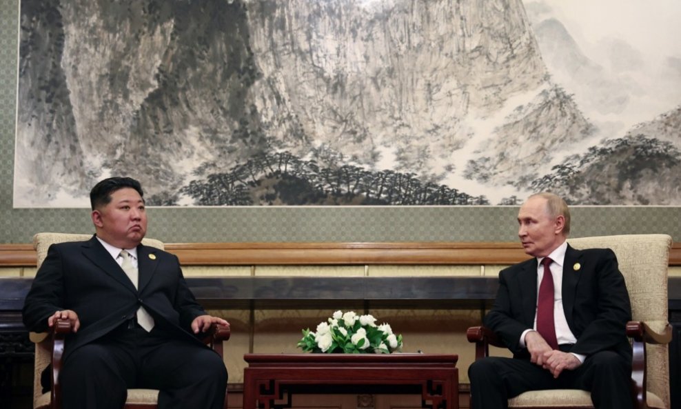 Kim Jong Un i Vladimir Putin