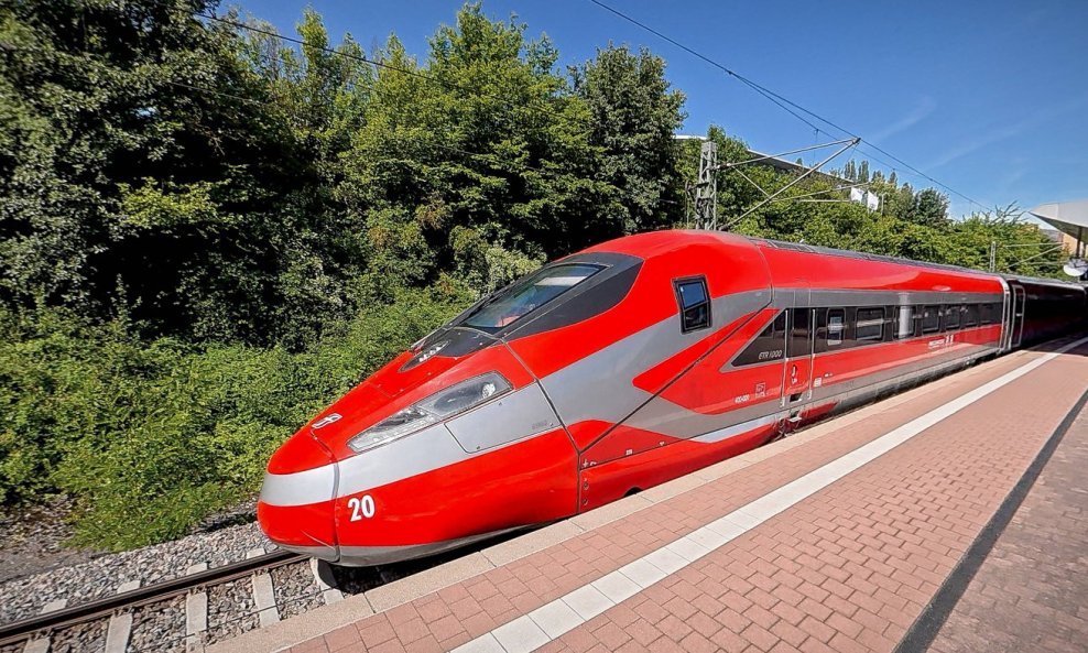 Legendarna talijanska Frecciarossa