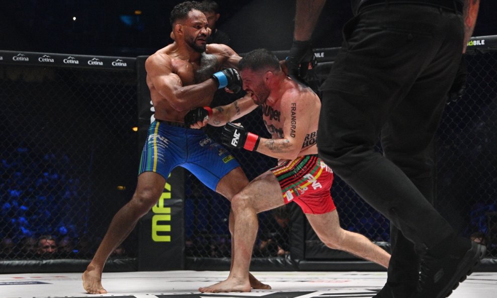Fabiano Silva vs. Francisco Barrio