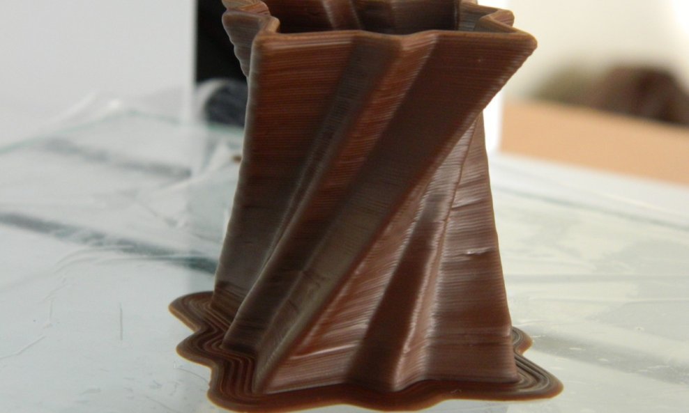 Chocola3D već nudi nekoliko komercijalnih printera za ispis slastica