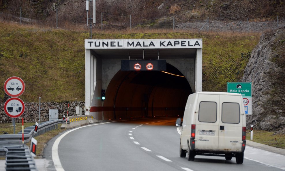 Tunel Mala Kapela