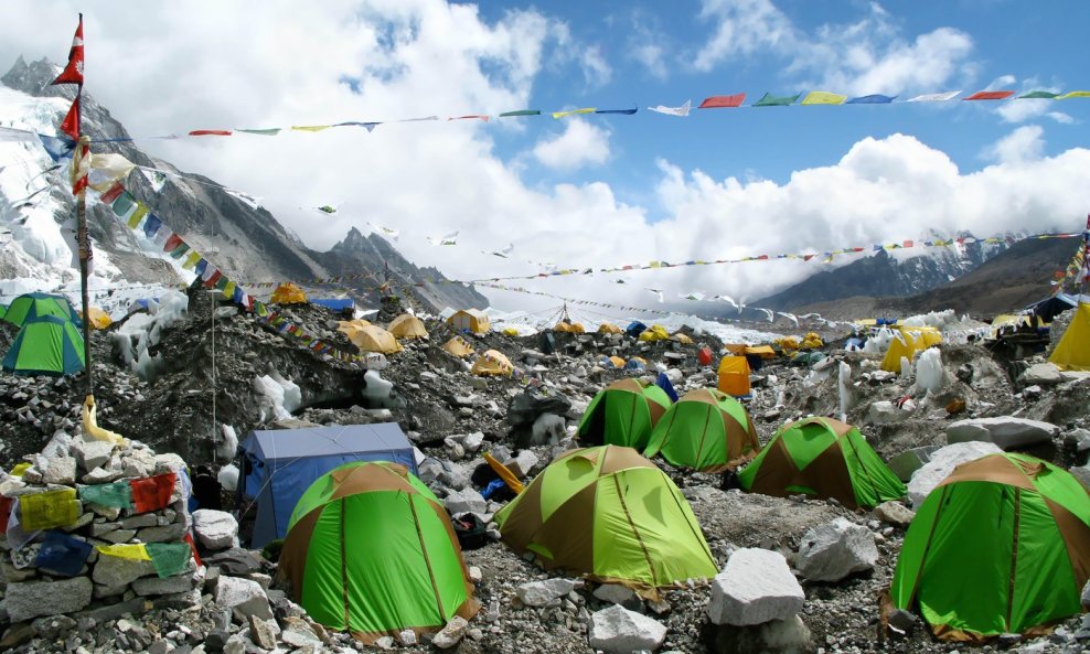 Mount Everest