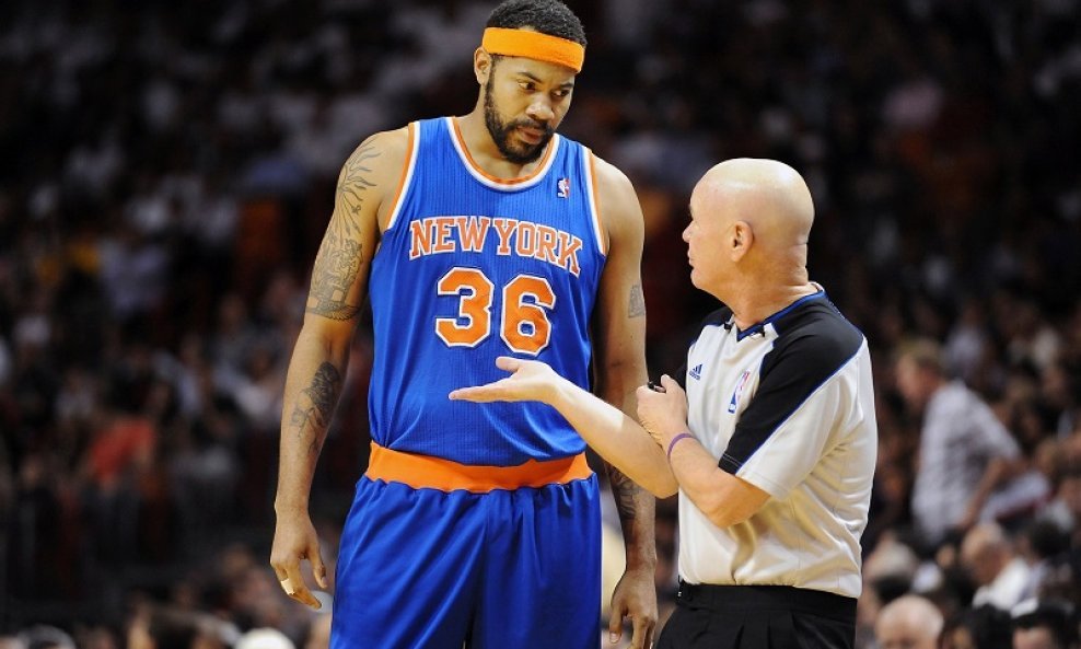 Rasheed Wallace  Joey Crawford