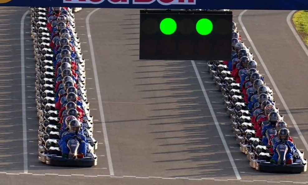 Verstappen protiv 100 vozača