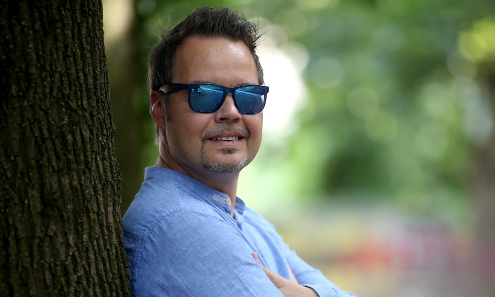 Robert Knjaz je rođen u znaku Djevice.