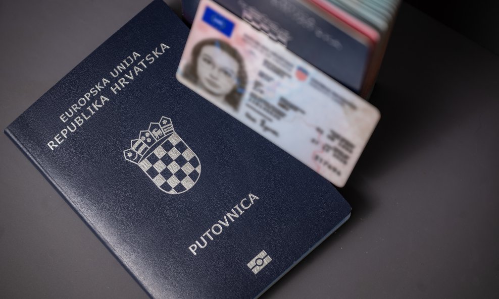 Hrvatska putovnica
