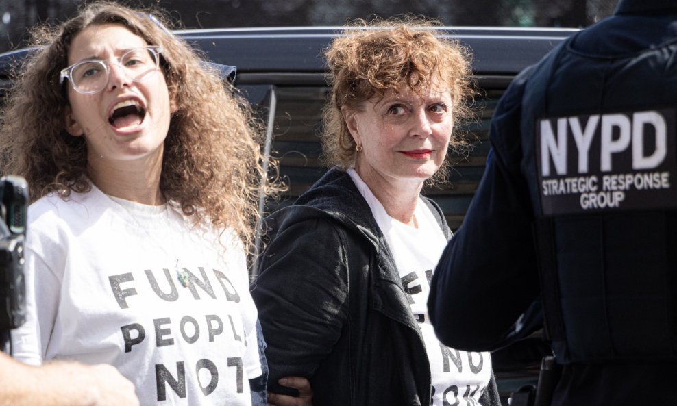 Susan Sarandon privedena na propalestinskom prosvjedu u New Yorku