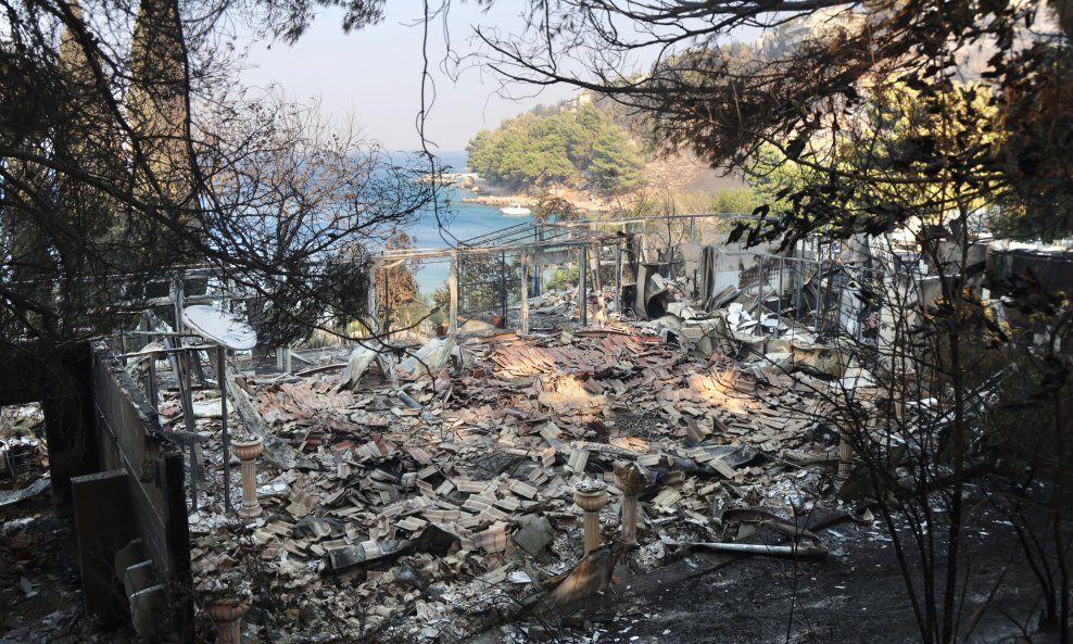 Posljedice požara kod Omiša