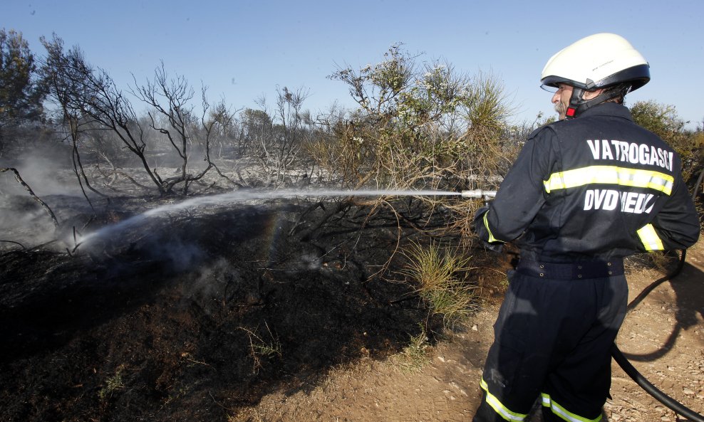 požar vatrogasac