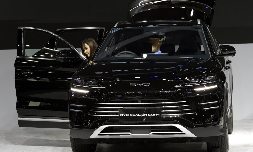 BYD Sealion 6 DM-i