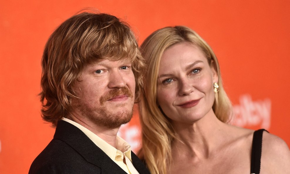Kirsten Dunst i Jesse Plemons