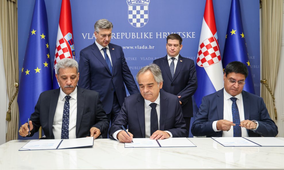 Potpisan ugovor za prugu Dugo Selo- Novska