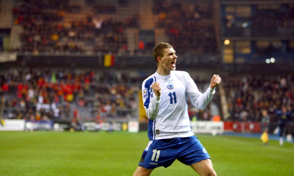 Džeko 2009. protiv Belgije