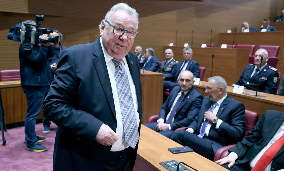 Vladimir Šeks