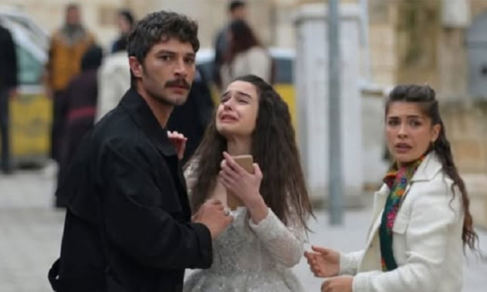 Ceyda Ceren Edis u seriji 'Nasljednik'